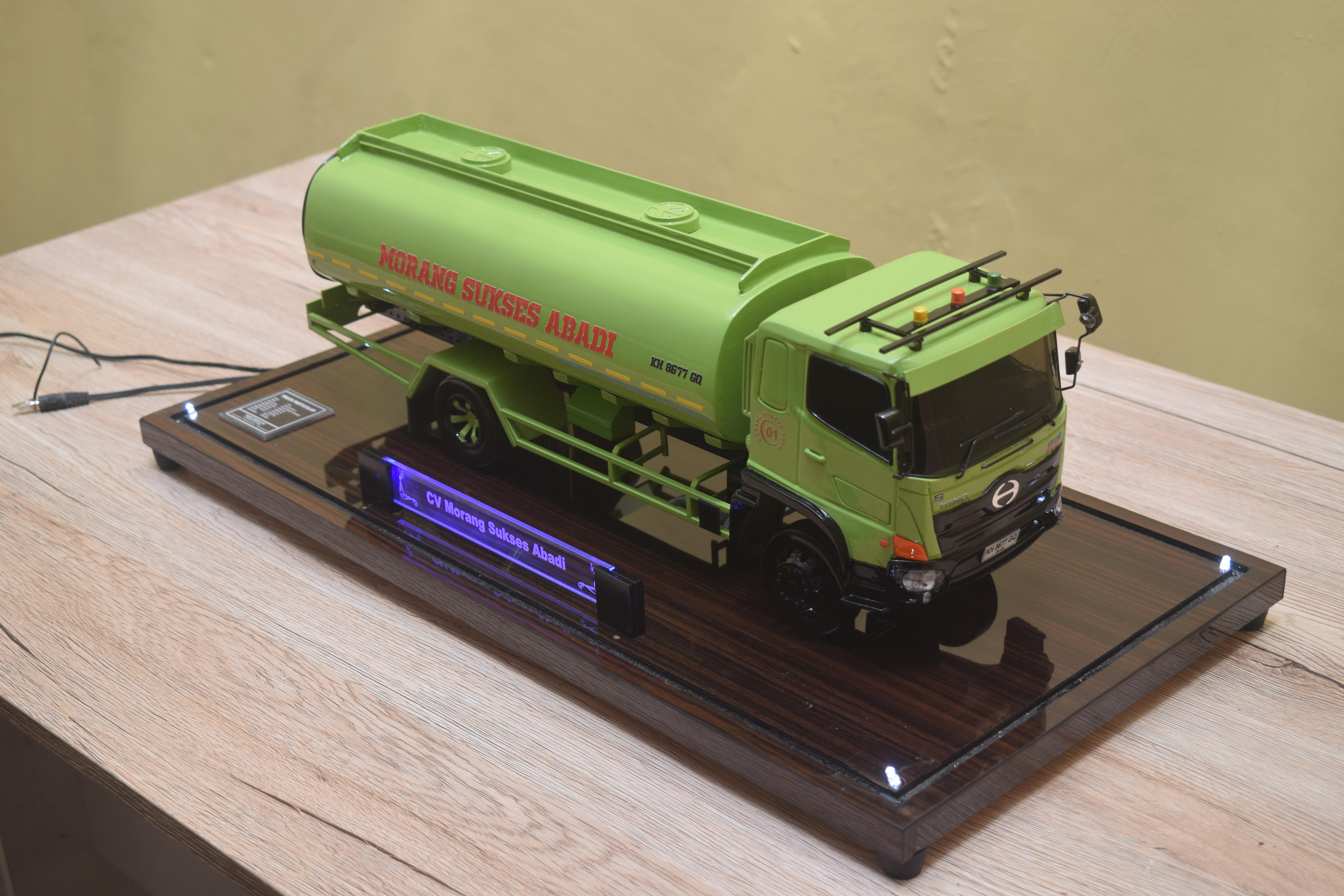 Truk Tanki CV Morang