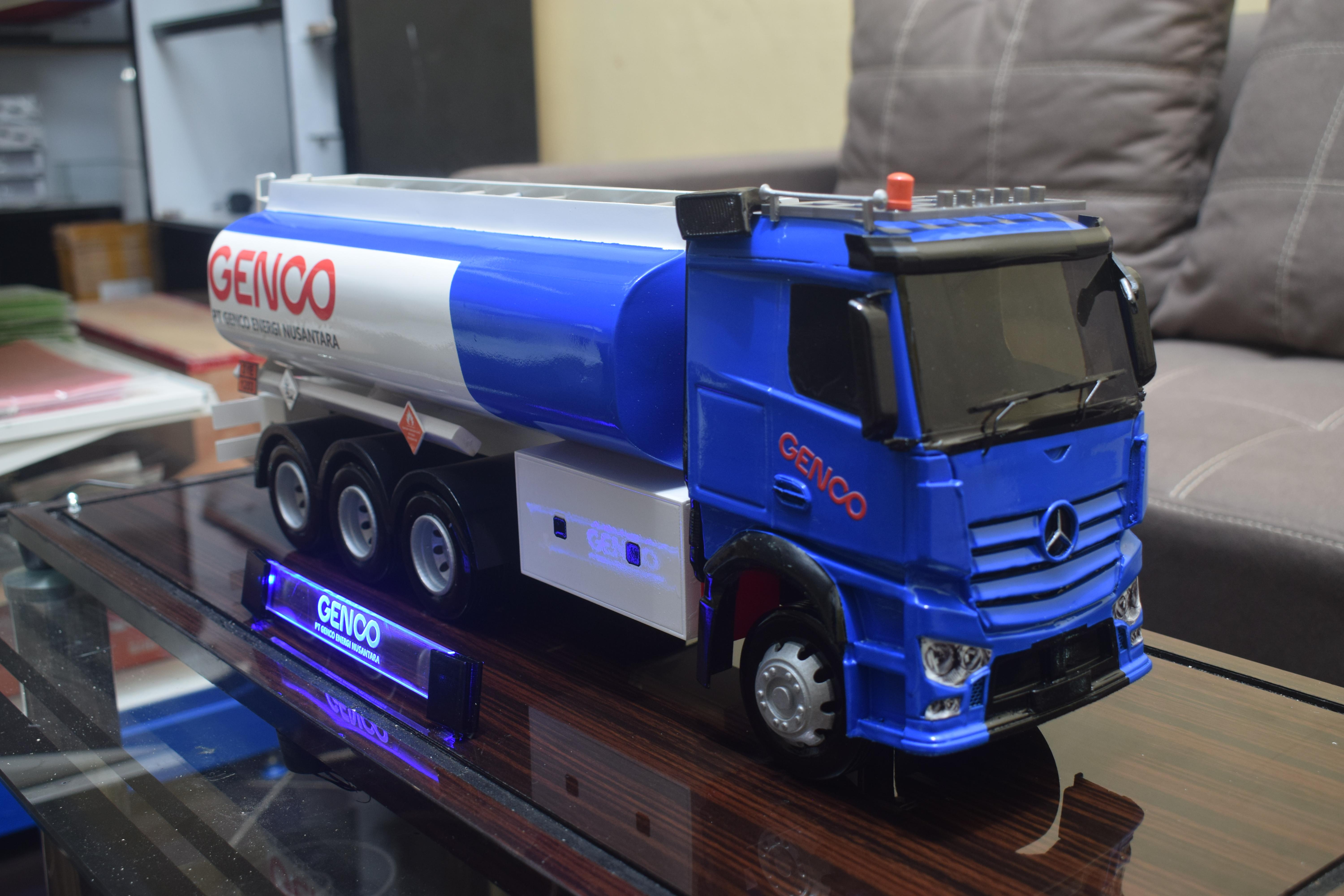 Truk Tanki Genco