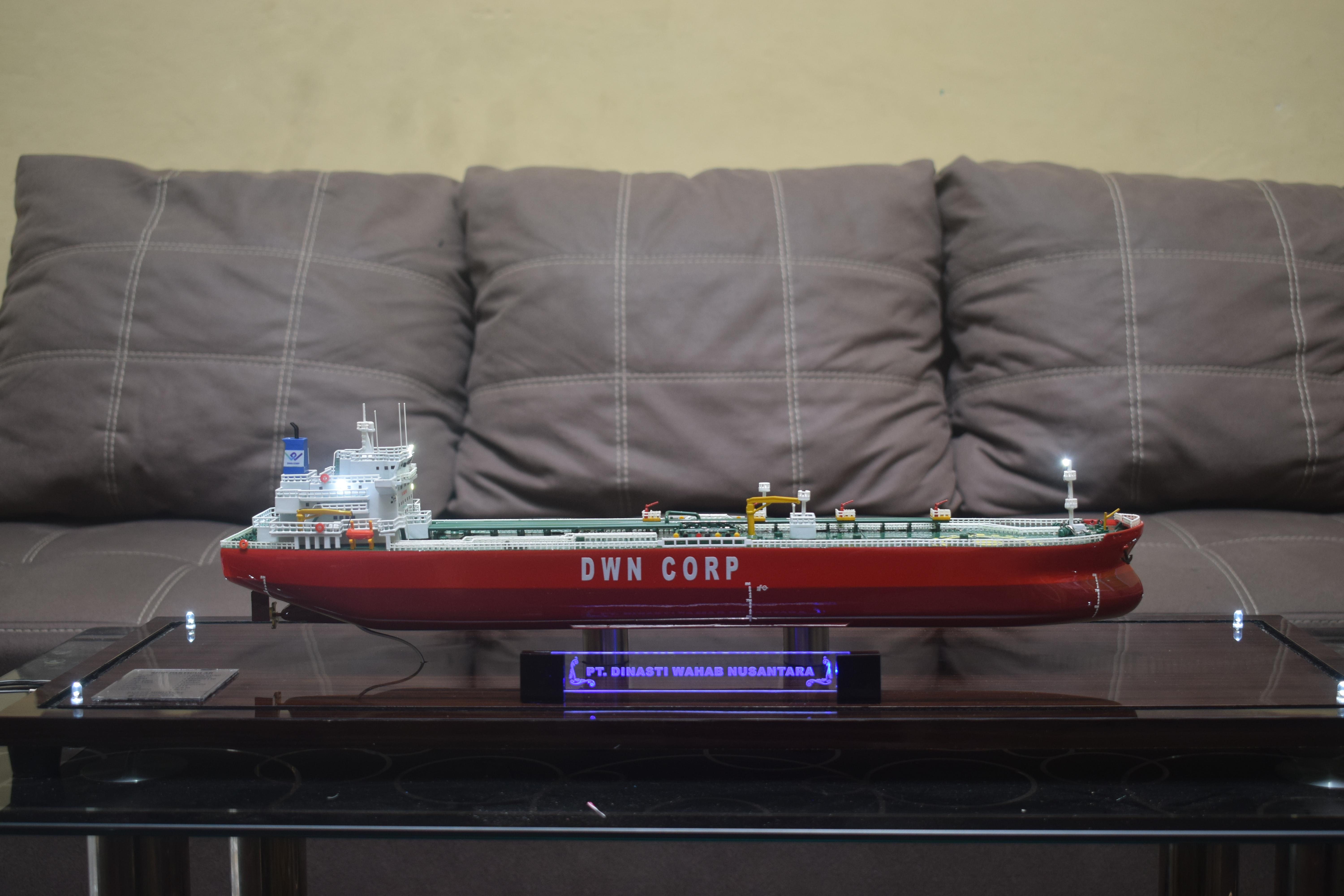 Kapal DWN Courp