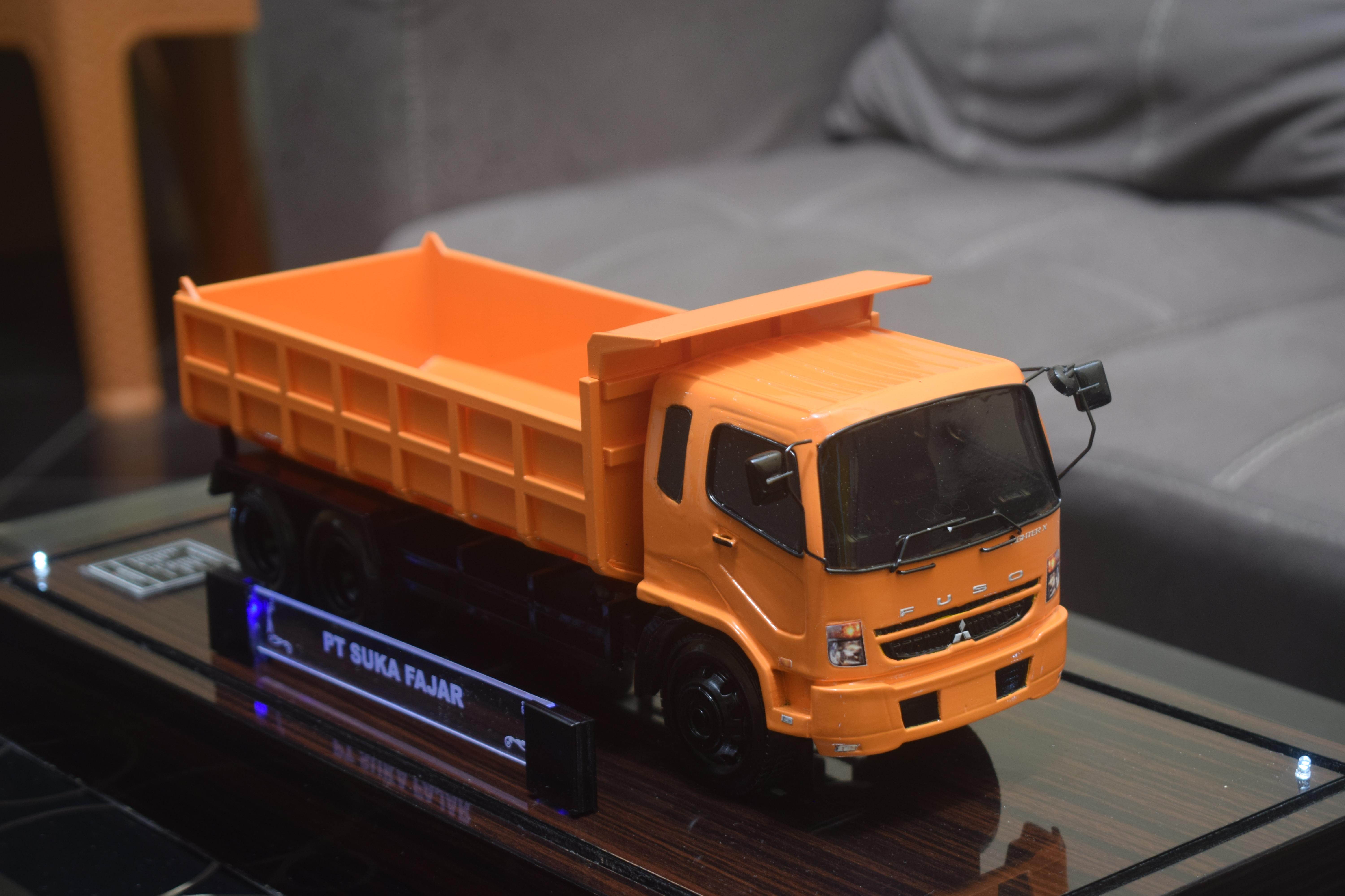 Dumptruck PT Suka Fajar