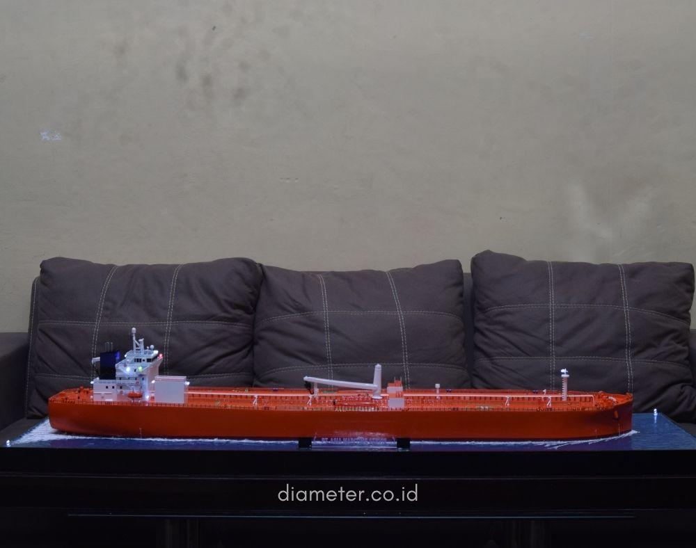 Kapal Tanker Gamsunoro + Pola Air
