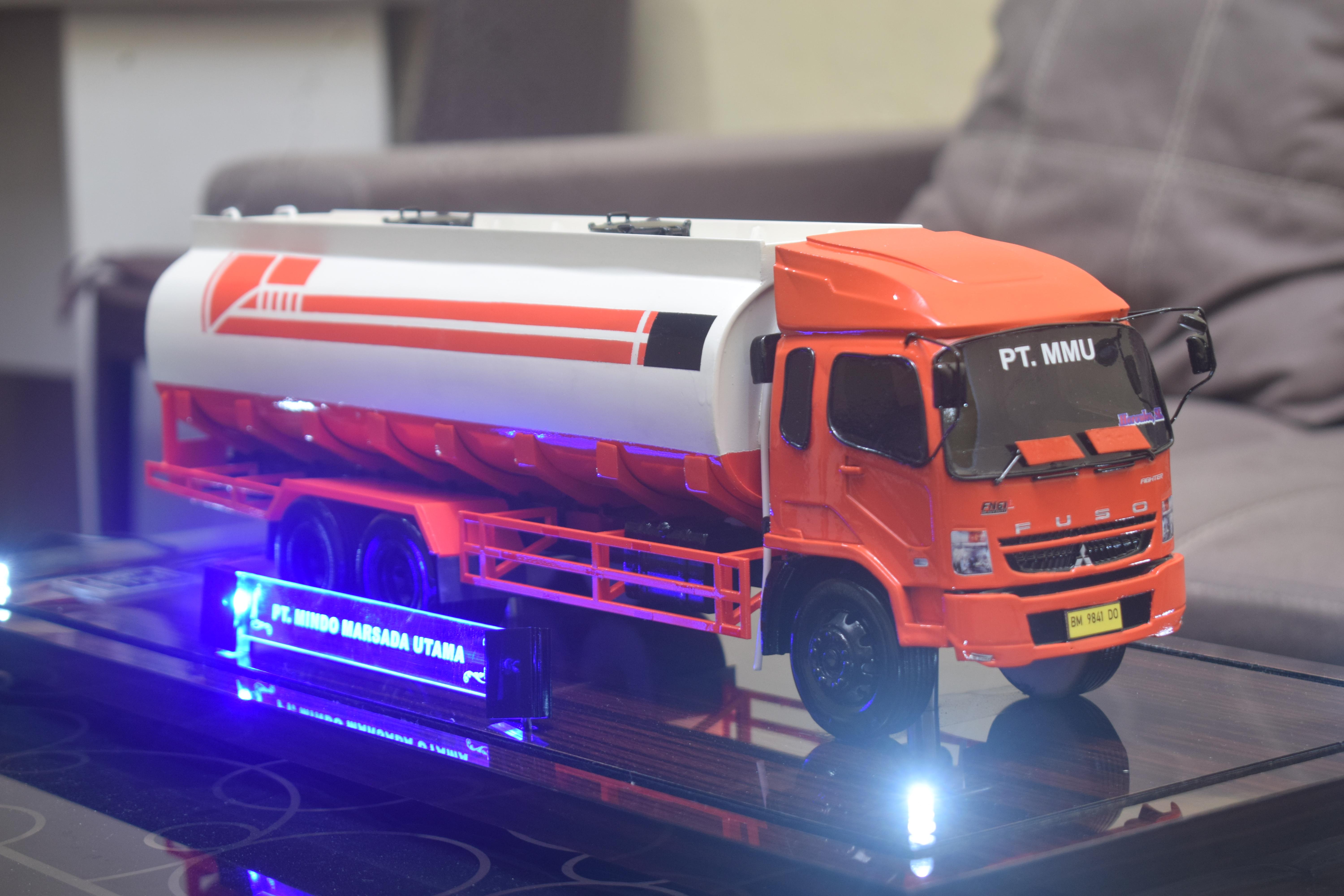 Truk Tanki PT MMU