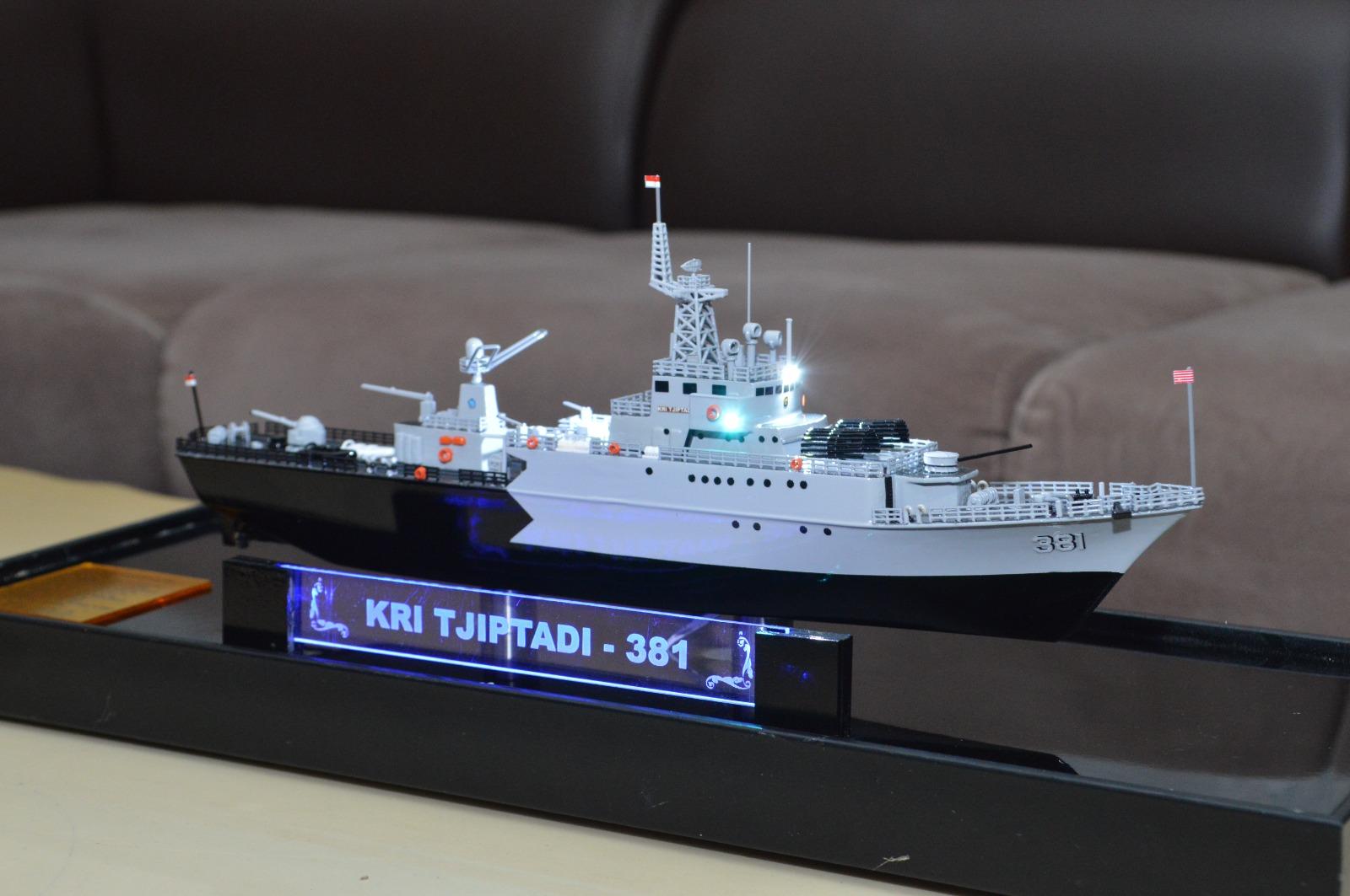 Kapal KRI Tjiptadi
