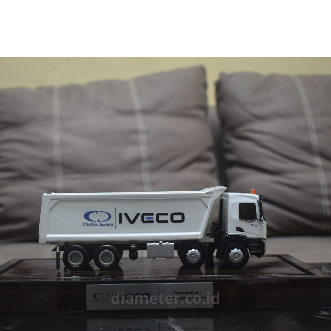 Mobil Dumptruck