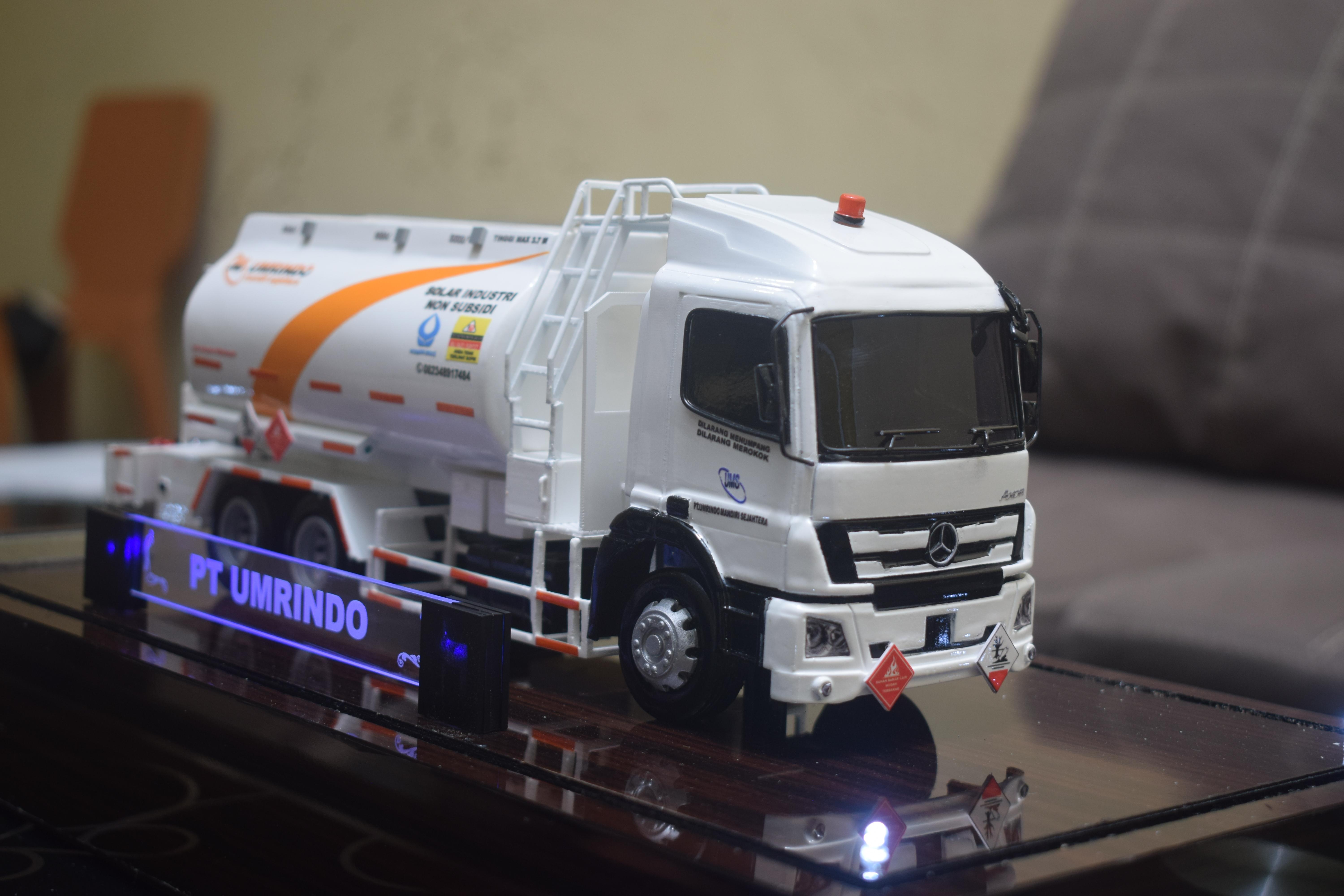 Truk Tanki Umrindo
