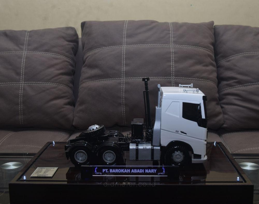 Truk Adt